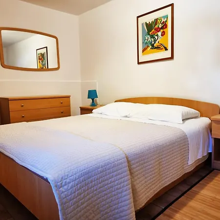 Pensionat Bruno's Bašanija